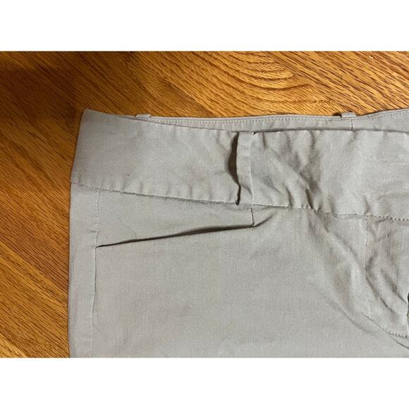 The Limited Exact Stretch‎ khaki pants size 10 R 2 inch waistband belt loops - Picture 3 of 5